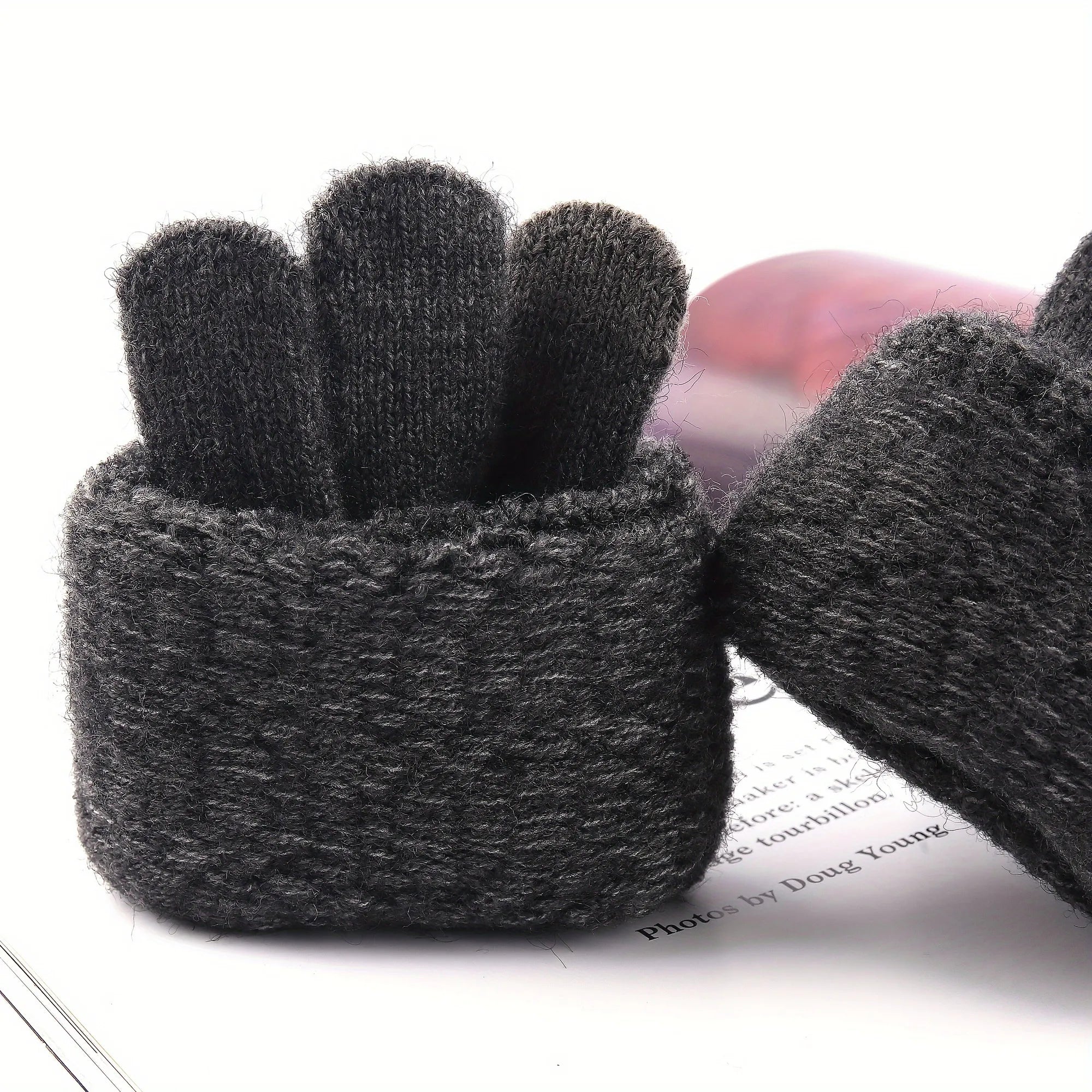 Unisex Alpaca Wool Gloves: Touchscreen Compatible